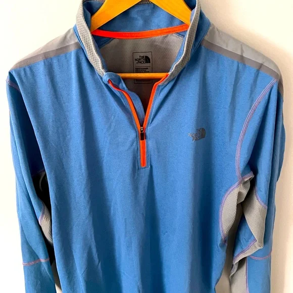 NorthFace 1/4 Zip - Picture 1 of 3